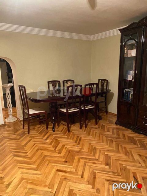 2-otaqlı mənzil kirayə verilir, Gənclik m., 70 m²