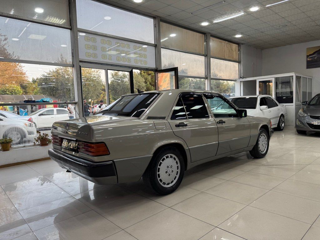Mercedes 190, 2.0 L, 1990 il, 327 000 km — Avtomobillər, Sumqayıt (10)