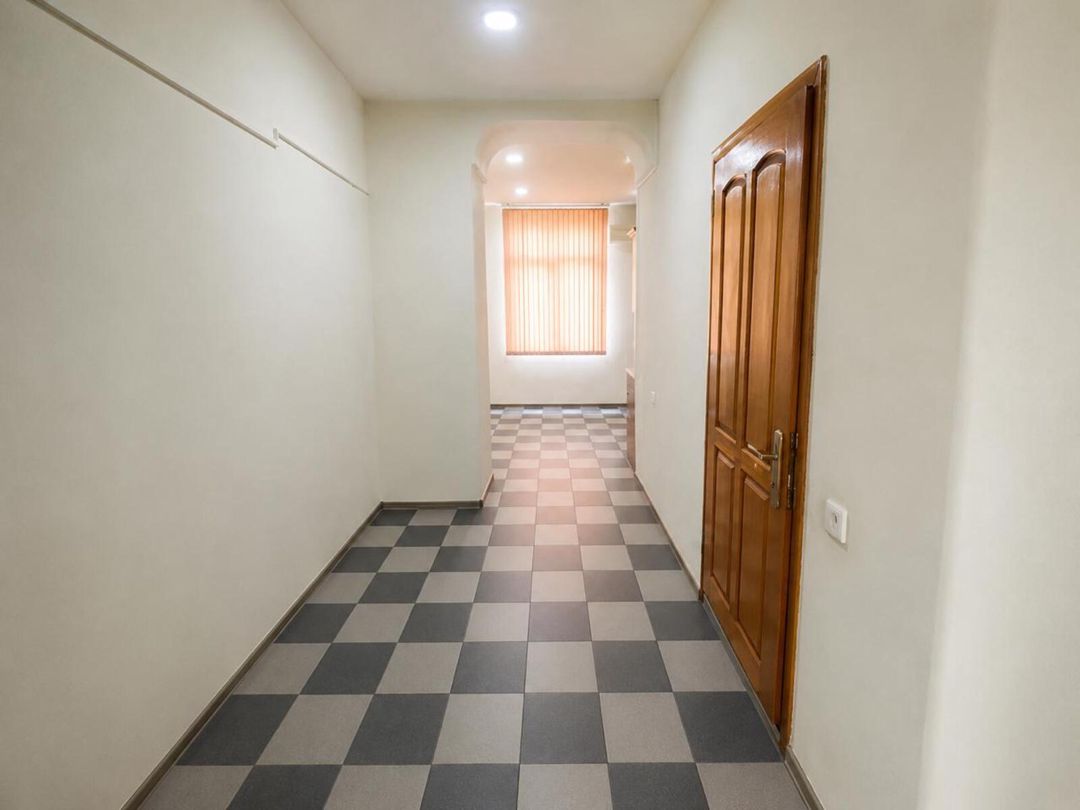 Satılır 3 otaqlı köhnə tikili 108 m² — Mənzil, Bakı (10)