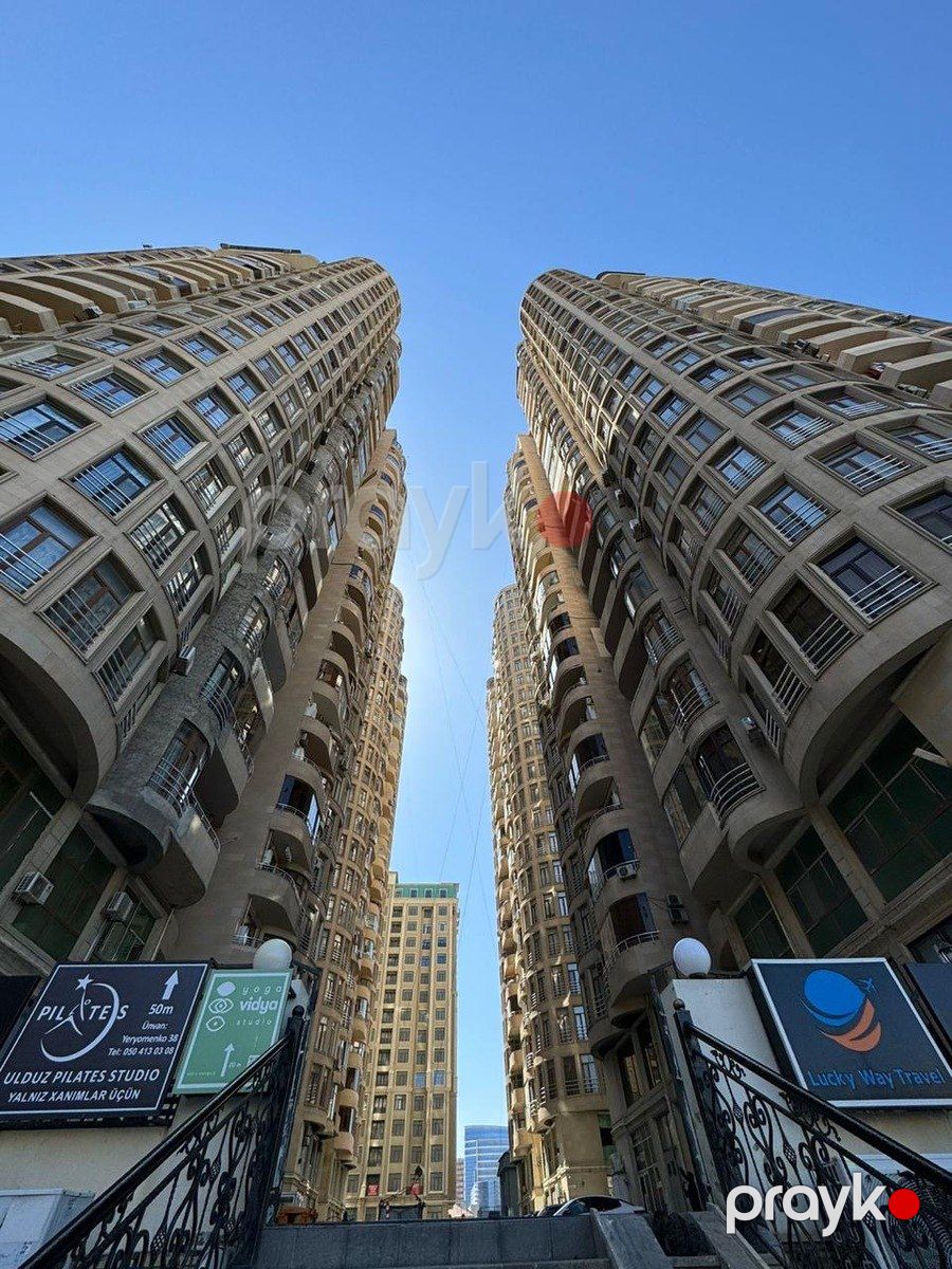 Satılır 4 otaqlı yeni tikili 198 m² — Mənzil, Bakı (2)
