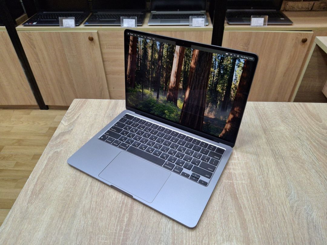 Apple Macbook Air M3 256GB/8GB 97% pil — Elektronika, Bakı