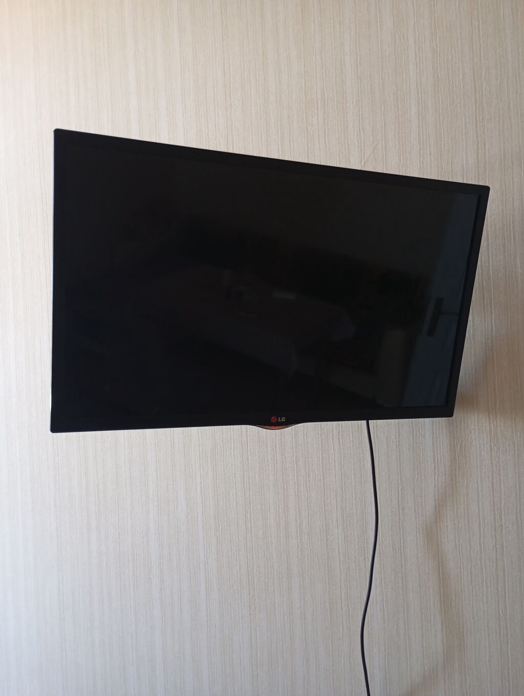 İşlənmiş Televizor LG LED ekran 82" Ünvandan götürmə
