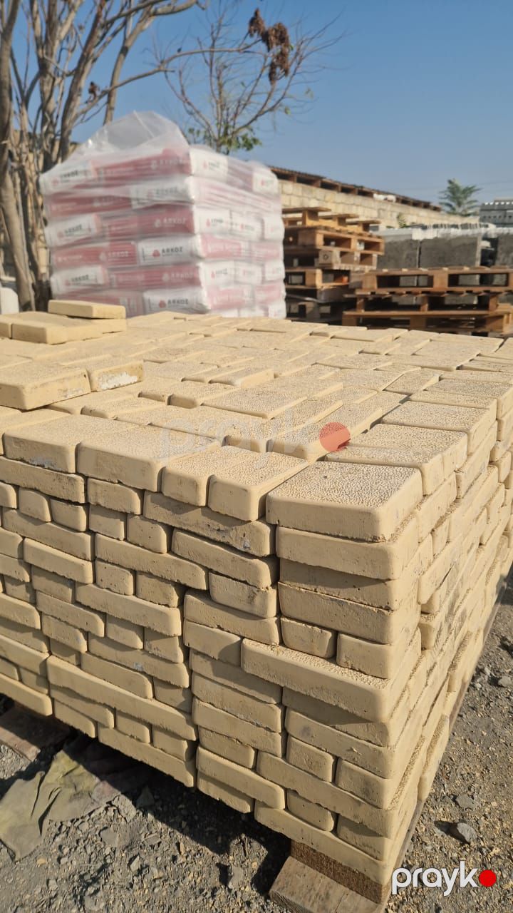 Beton daşlar — Beton, Bakı (10)