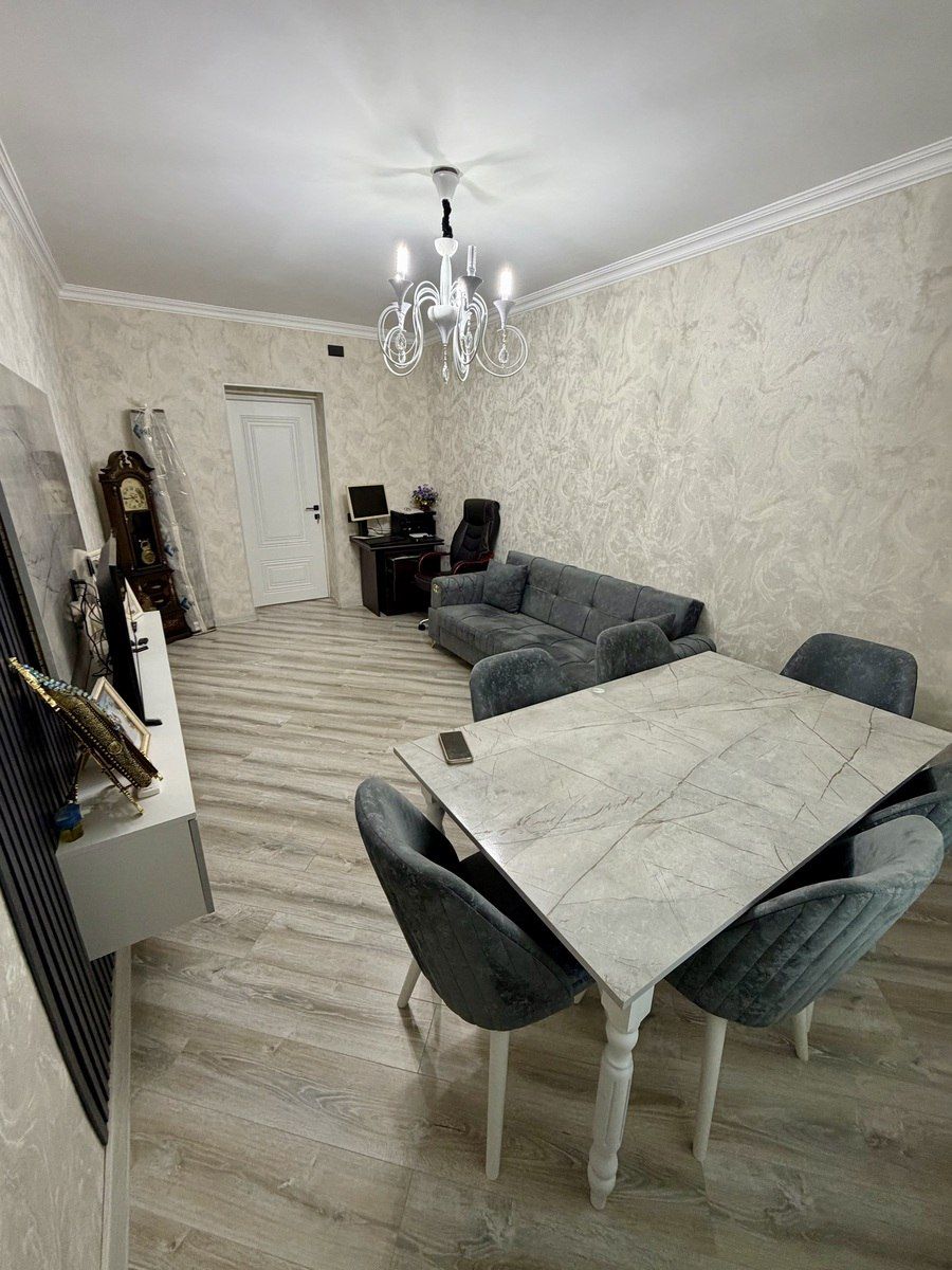 Satılır 3 otaqlı köhnə tikili 75 m² — Mənzil, Bakı (2)