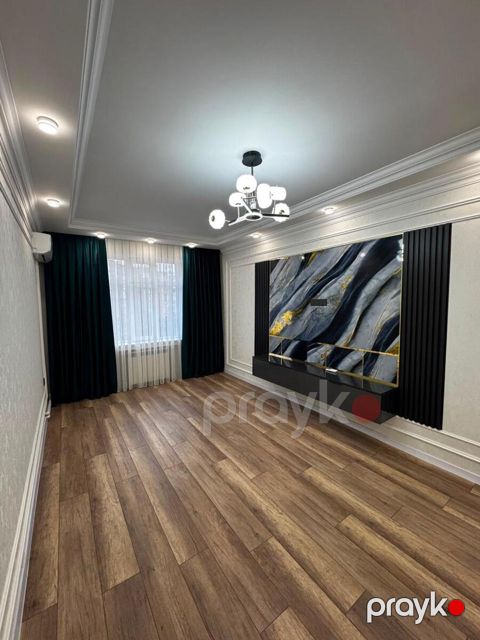Satılır 3 otaqlı köhnə tikili 85 m²