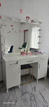 Vizaj güzgülü makiyaj masası – salon və ev istifadəsi üçün - Böyük — Goods