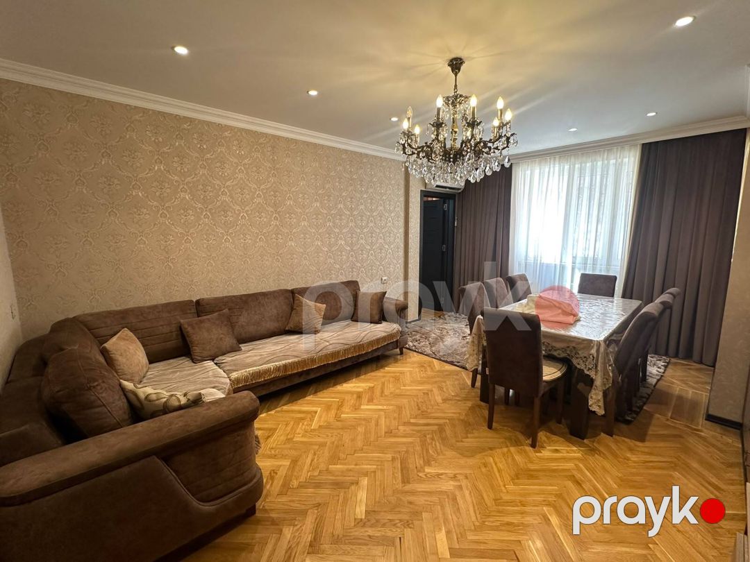 Satılır 4 otaqlı köhnə tikili 115 m² — Mənzil, Bakı (2)
