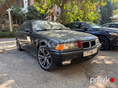 BMW 323, 2.5 L, 1993 il, 300 000 km