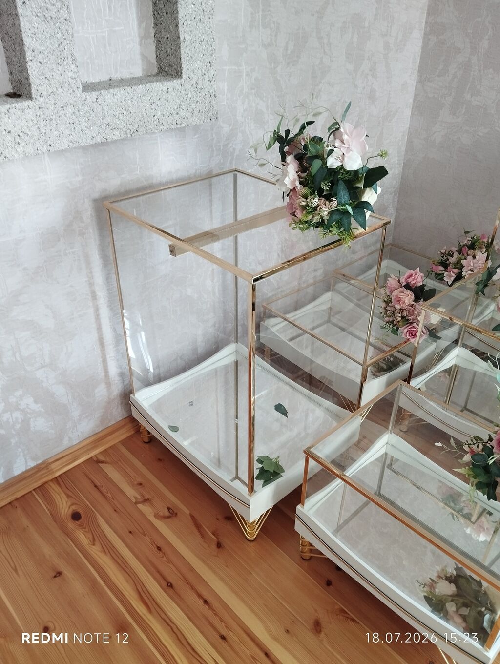 Şəffaf vitrin/display stendləri dəsti - Material: qalın şüşə — Mallar, Sumqayıt (4)