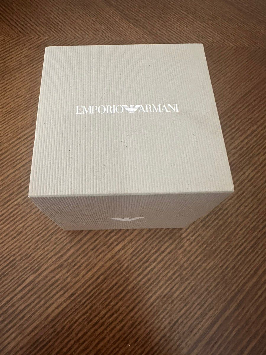 Emporio Armani qol saatı — Şəxsi əşyalar, Bakı (3)