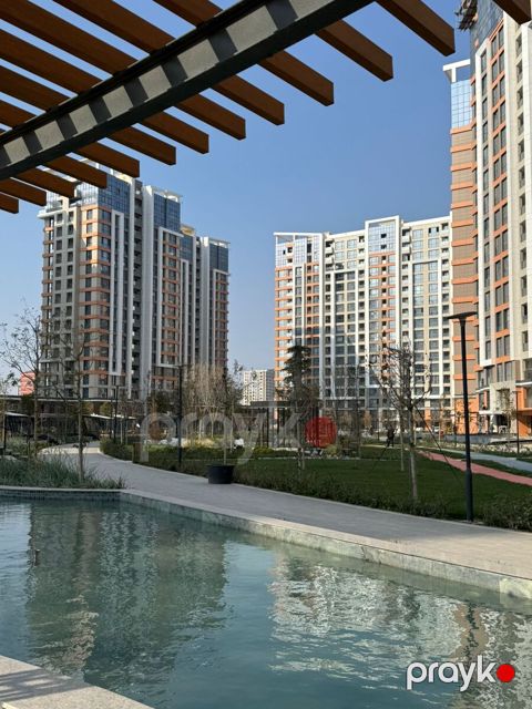 Satılır 3 otaqlı yeni tikili 107 m²