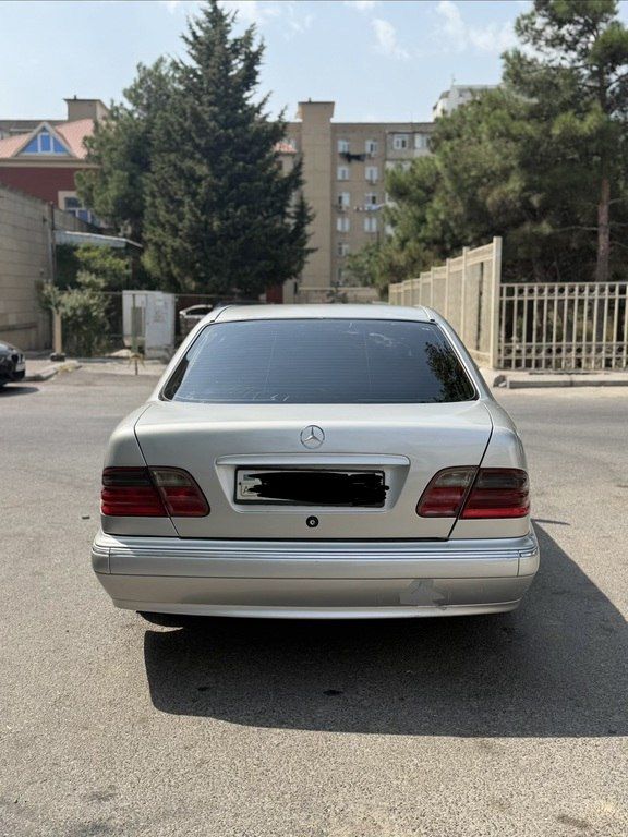 Mercedes E 270, 2.7 L, 2000 il, 600 000 km — Avtomobillər, Bakı (2)