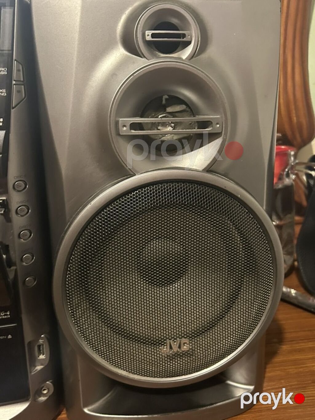 JVC musiqi mərkəzi satılır. Komplektə əsas blok və 2 ədəd iri ölçülü — Elektronika, Digah (4)