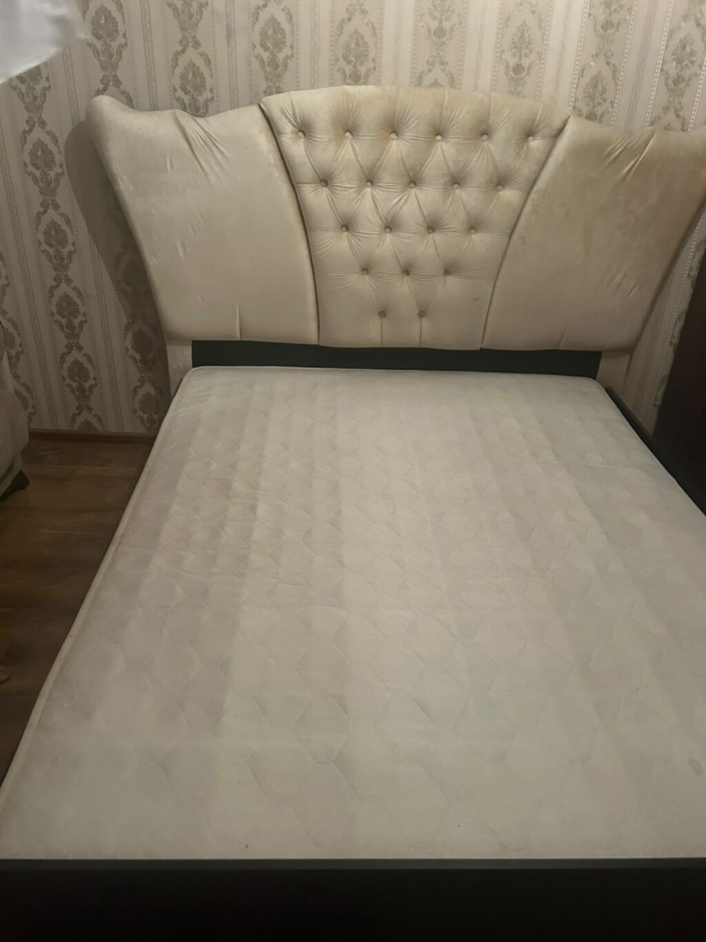 Mebel: iki nəfərlik çarpayı və matras - Ölçü: təxmini 160x200 sm — Mebel, Qobu (2)