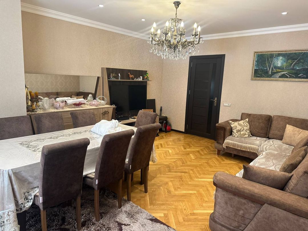 Satılır 4 otaqlı köhnə tikili 115 m² — Mənzil, Bakı (5)