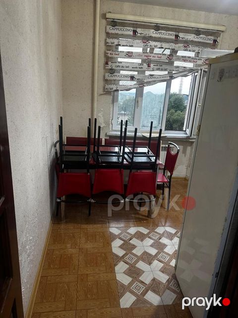 İcarəyə verilir 2 otaqlı köhnə tikili 60 m²