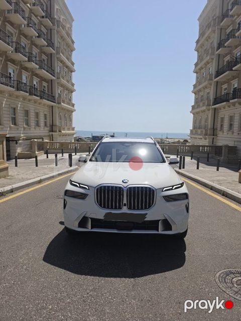 BMW X7, 3.0 L, 2023 il, 44 000 km