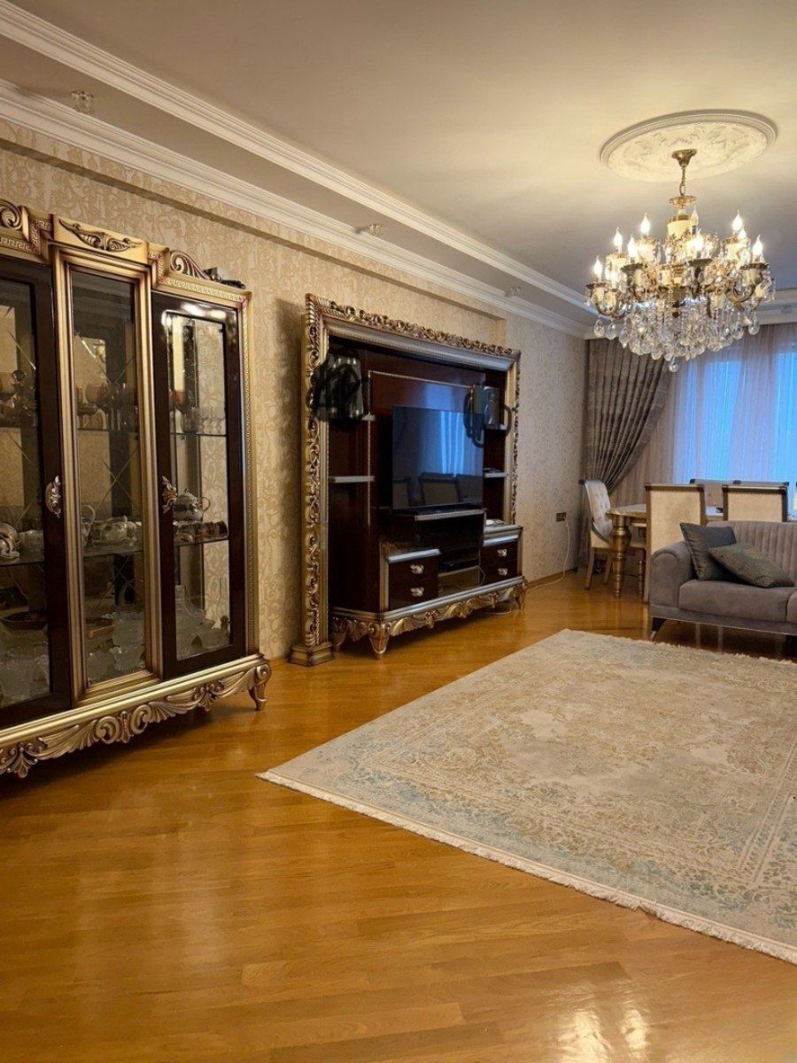 Satılır 3 otaqlı yeni tikili 176 m² — Mənzil, Bakı