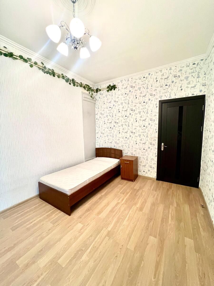 İcarəyə verilir 4 otaqlı köhnə tikili 122 m² — Mənzil, Bakı (10)