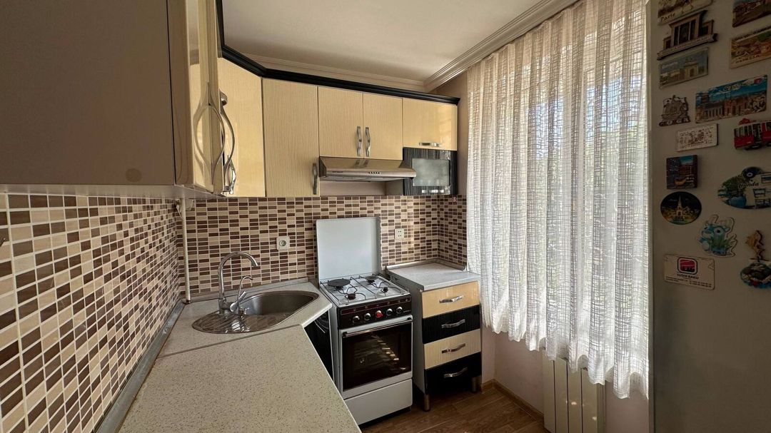Satılır 2 otaqlı köhnə tikili 45 m² — Mənzil, Bakı (8)
