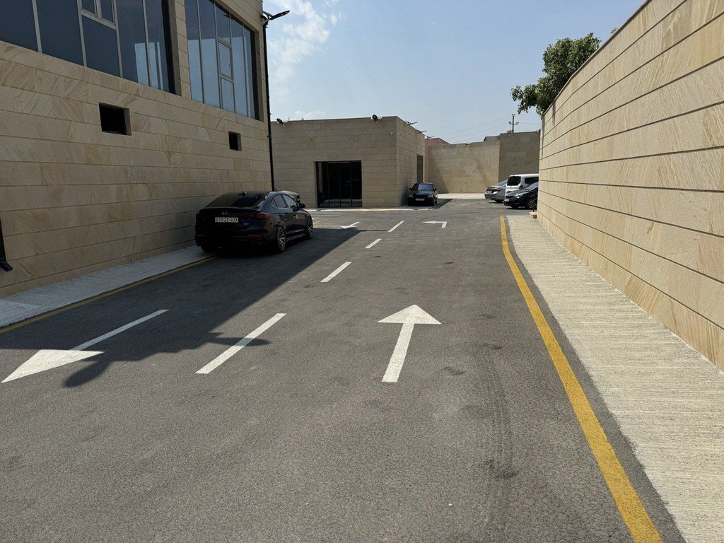 Satılır obyekt 3800 m² — Əmlak, Bakı