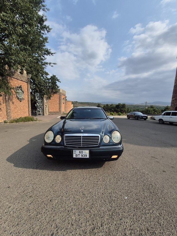 Mercedes E 240, 2.4 L, 1998 il, 246 733 km — Avtomobillər, Tovuz