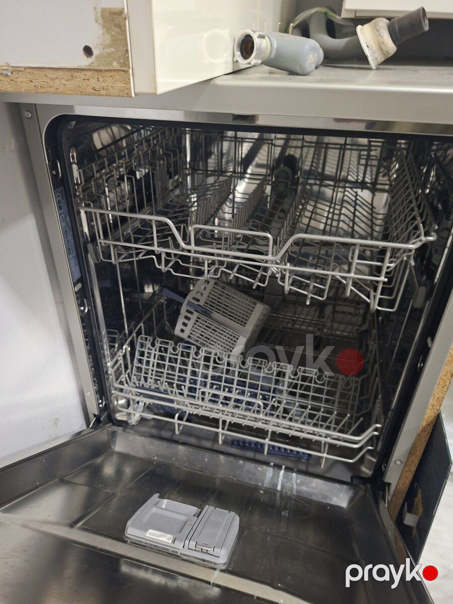 Qabyuyan Beko — Ev texnikası, Bakı (3)