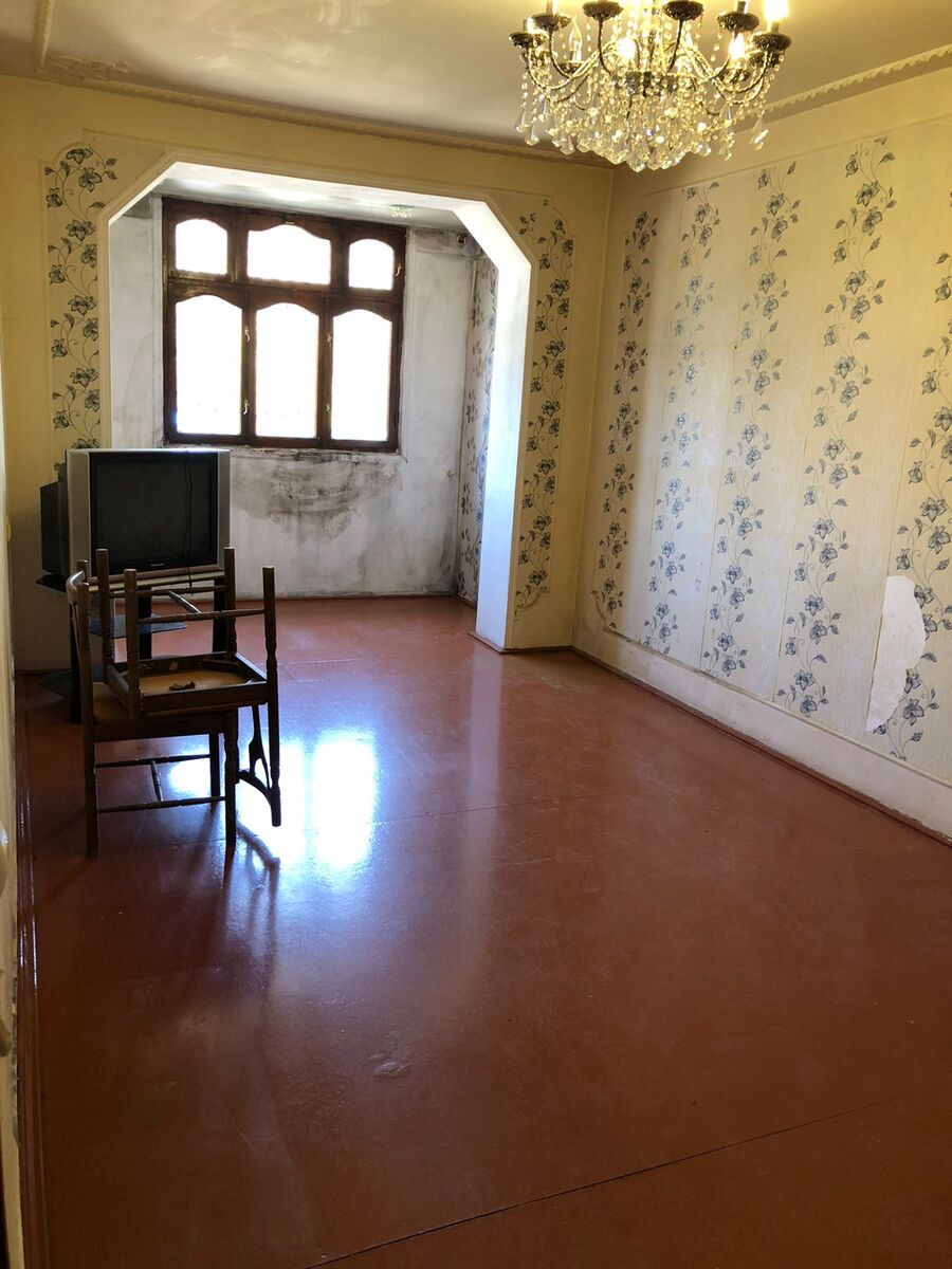 Satılır 3 otaqlı köhnə tikili 75 m² — Mənzil, Bakı (5)