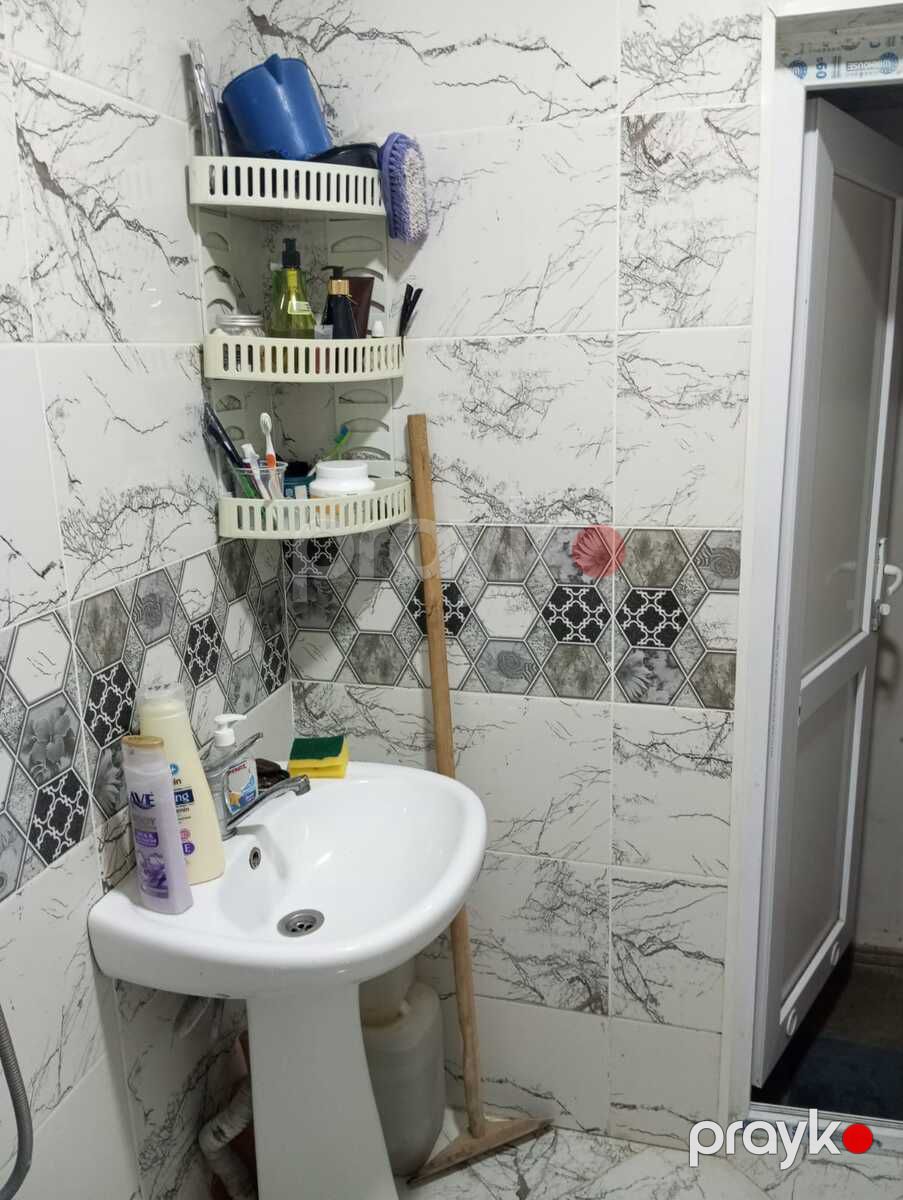 Satılır 1 otaqlı köhnə tikili 35 m² — Mənzil, Bakı (10)