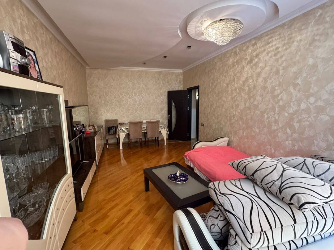 Satılır 3 otaqlı yeni tikili 130 m² — Mənzil, Bakı (2)