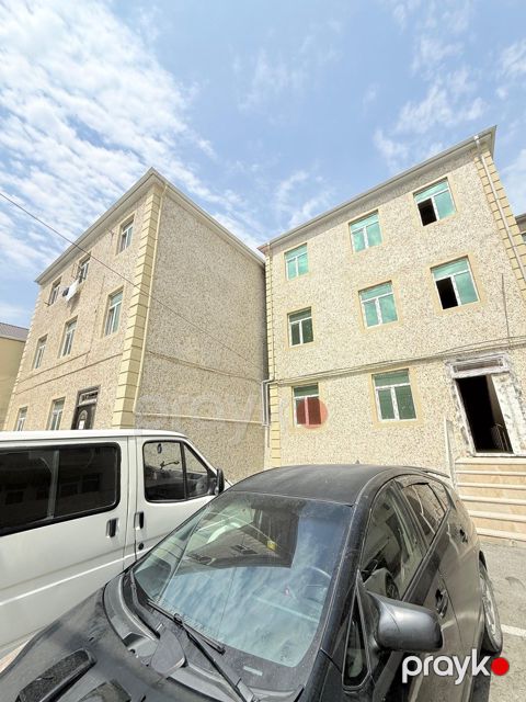 Satılır 3 otaqlı yeni tikili 50 m²