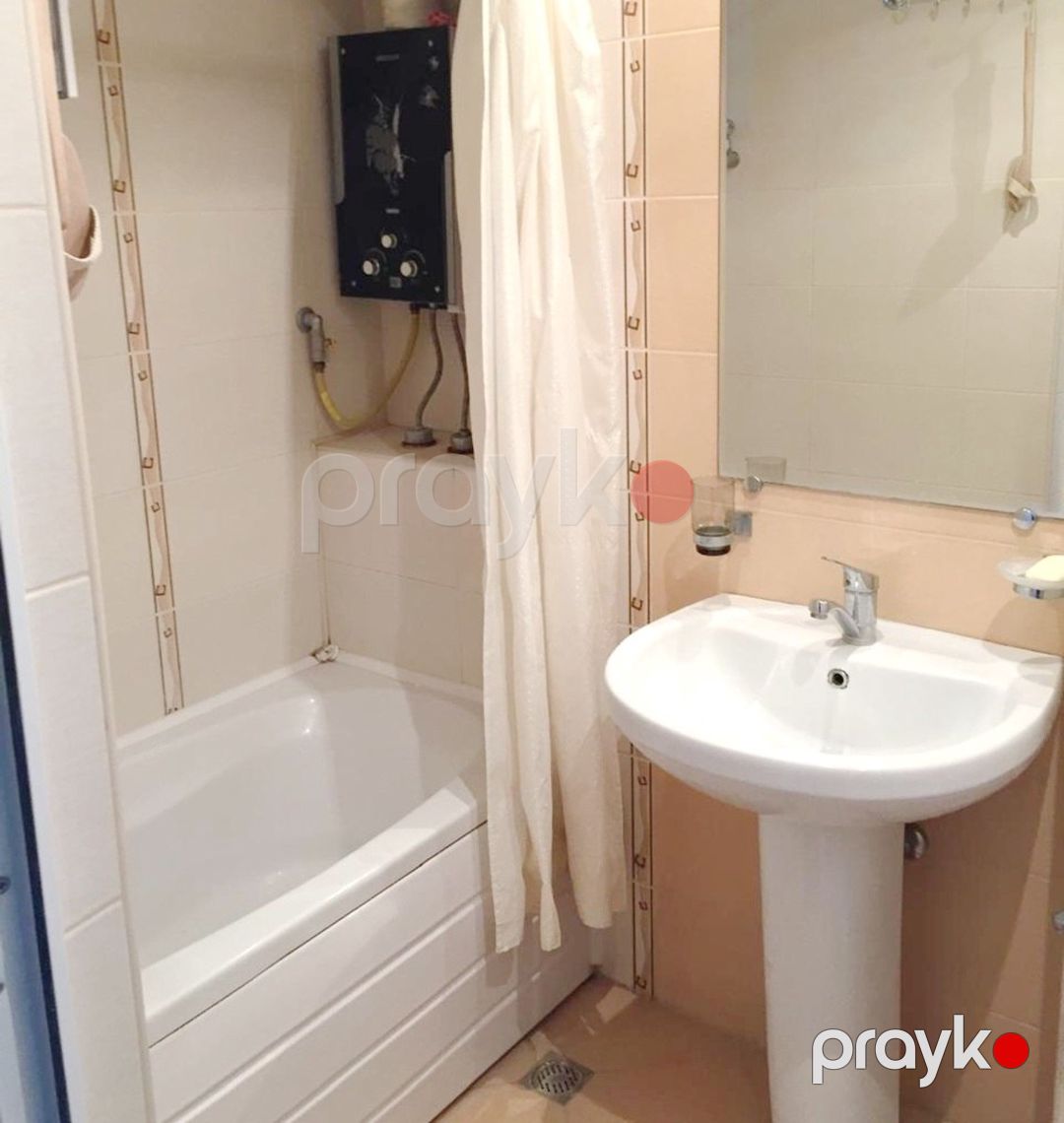 İcarəyə verilir 2 otaqlı köhnə tikili 50 m² — Mənzil, Bakı (8)