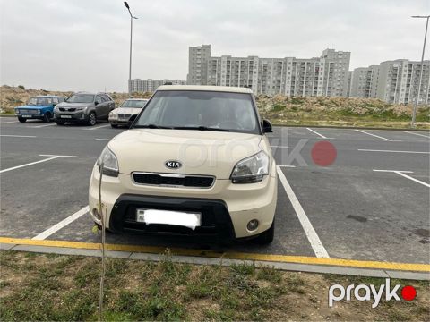 Kia Soul: 2 l | 2011 il Krossover