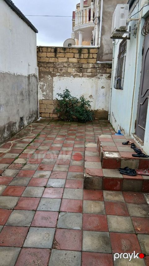 Satılır 3 otaqlı həyət evi/bağ evi 80 m²