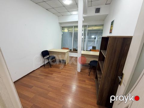 İcarəyə verilir 1 otaqlı ofis 14 m²