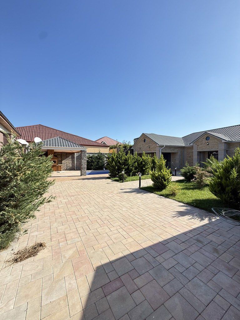 Satılır 4 otaqlı həyət evi/bağ evi 180 m² — Ev, villa, Bakı (2)