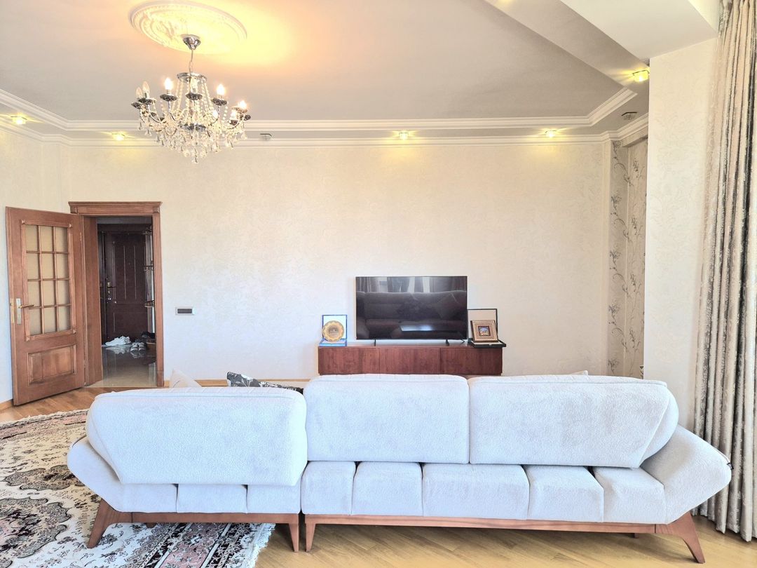 İcarəyə verilir 2 otaqlı yeni tikili 110 m² — Mənzil, Bakı (2)