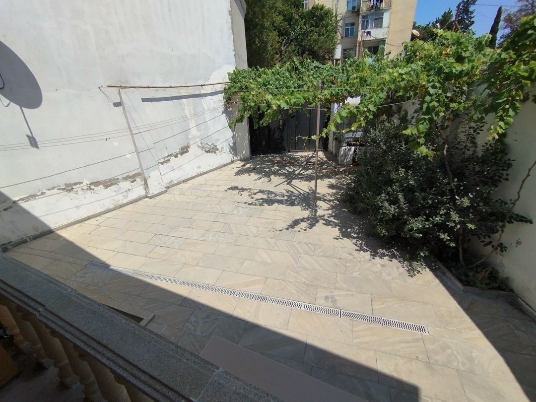 Satılır 4 otaqlı həyət evi/bağ evi 110 m² — Ev, villa, Bakı (4)