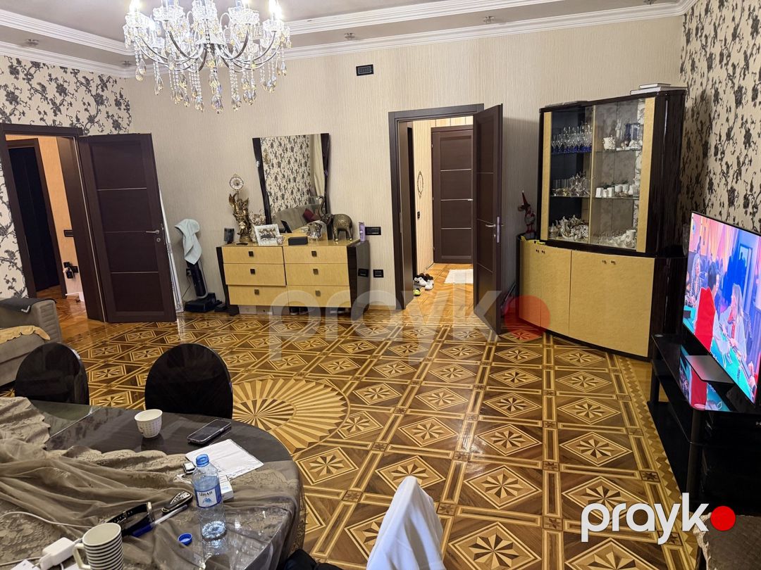 Satılır 6 otaqlı köhnə tikili 160 m² — Mənzil, Bakı (3)