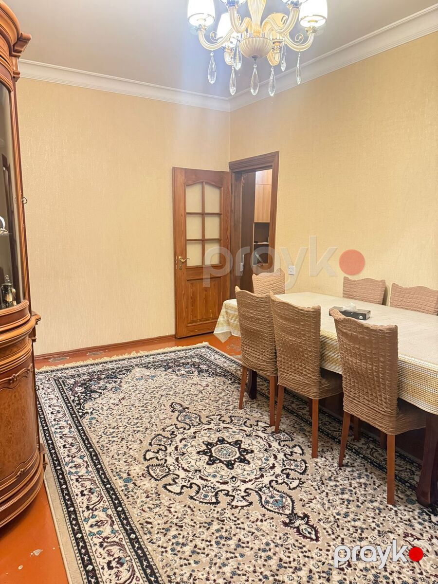 Satılır 4 otaqlı köhnə tikili 100 m² — Mənzil, Bakı (2)
