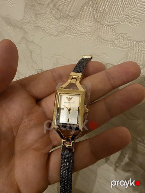 Emporio Armani qol saatı
