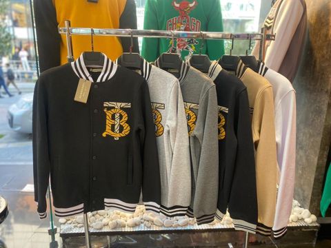Unisex kollecsiya – varsity stilində snap düyməli jaketlər