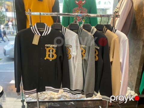 Unisex kollecsiya – varsity stilində snap düyməli jaketlər