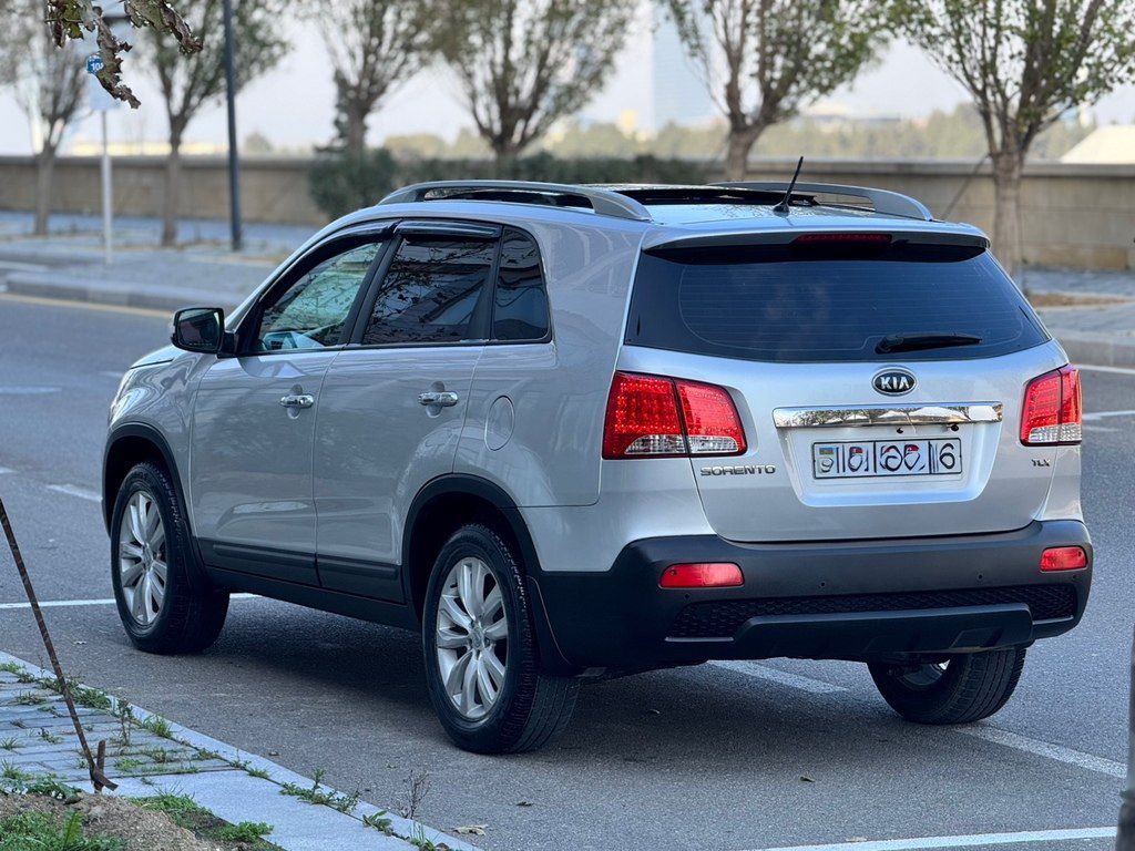 Kia Sorento, 2.0 L, 2010 il, 231 000 km — Avtomobillər, Bakı (4)