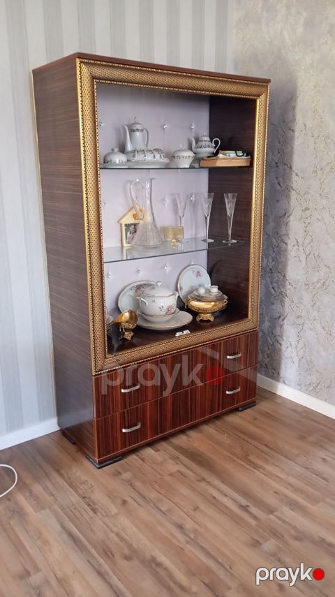 Gostinaya mebel dəsti — 2 vitrin dolabı və TV altlığı