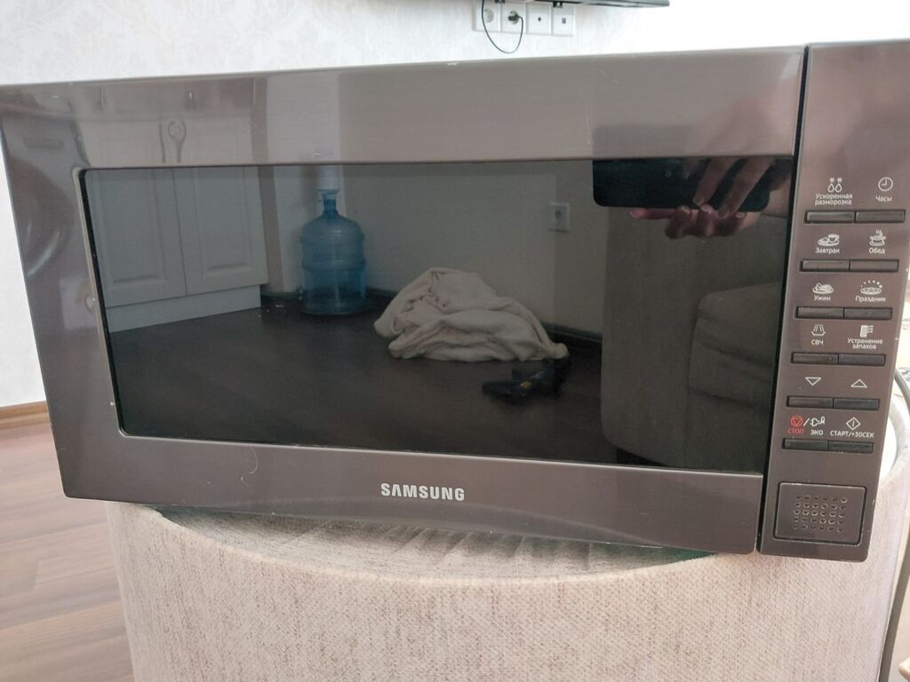 Endirim‼️Samsung mikrodalgali soba.qiymet 110 man.unvan — Mikrodalğalı sobalar, Bakı