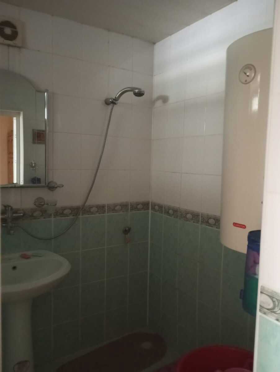 Satılır 2 otaqlı köhnə tikili 82.5 m² — Mənzil, Şəki (7)