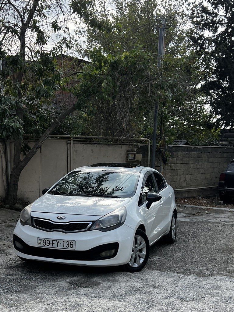 Kia Rio, 1.4 L, 2012 il, 250 000 km — Avtomobillər, Bakı