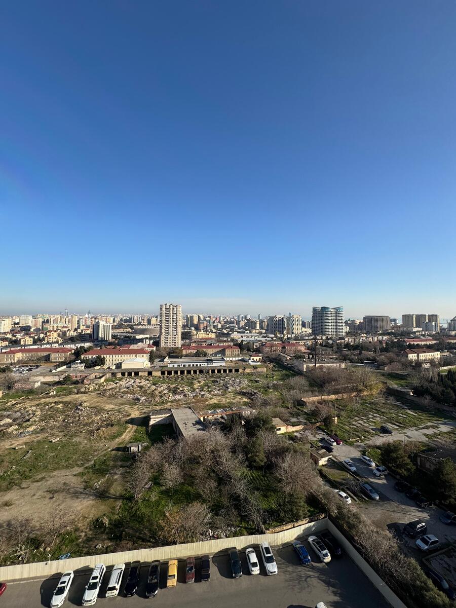 For sale: 4-room apartment (new building), 173 m² — Mənzil, Bakı (2)