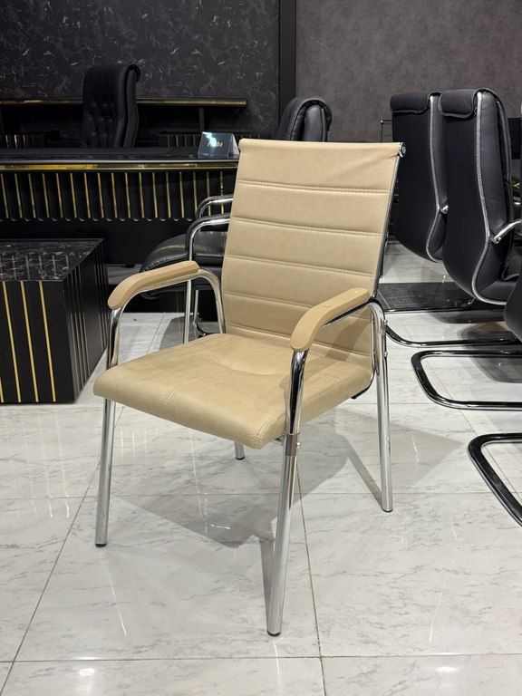 Ofis oturacağı — Mallar, Bakı
